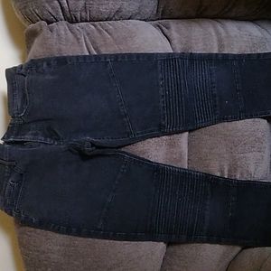 No Boundaries Skinny Jeans 30x32